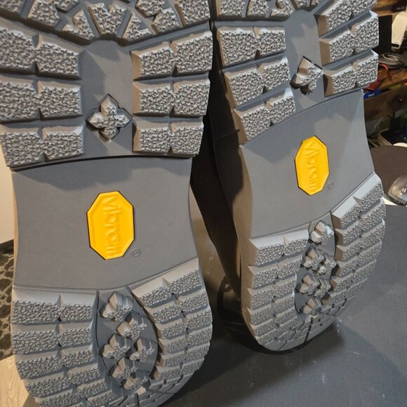 Timberland Goretex Waterproof Outdoor Field Boots Dark brown Nubuck MENS SIZE 10 - Picture 10 of 16